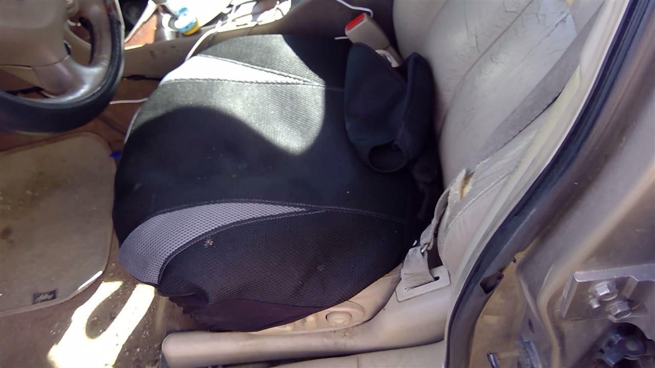 https://f005.backblazeb2.com/file/img-partshotlines-com/Inventory/SW52/Vehicle/20240_03.jpg