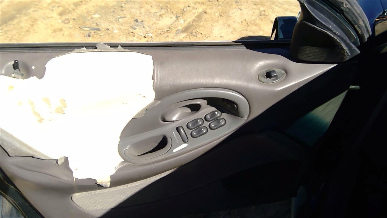 https://f005.backblazeb2.com/file/img-partshotlines-com/Inventory/SW52/Vehicle/20243_02.jpg