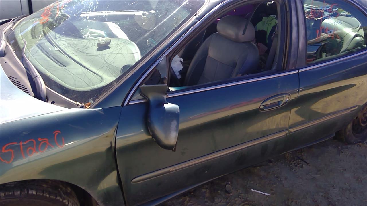 https://f005.backblazeb2.com/file/img-partshotlines-com/Inventory/SW52/Vehicle/20243_09.jpg