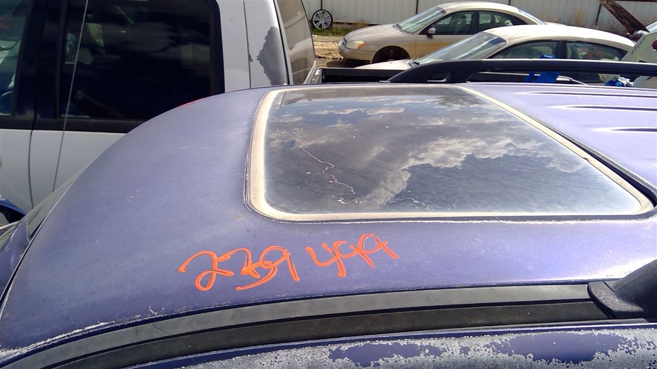 https://f005.backblazeb2.com/file/img-partshotlines-com/Inventory/SW52/Vehicle/20278_04.jpg