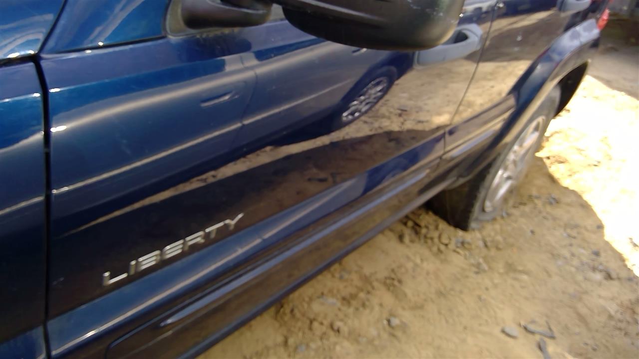 https://f005.backblazeb2.com/file/img-partshotlines-com/Inventory/SW52/Vehicle/20278_11.jpg