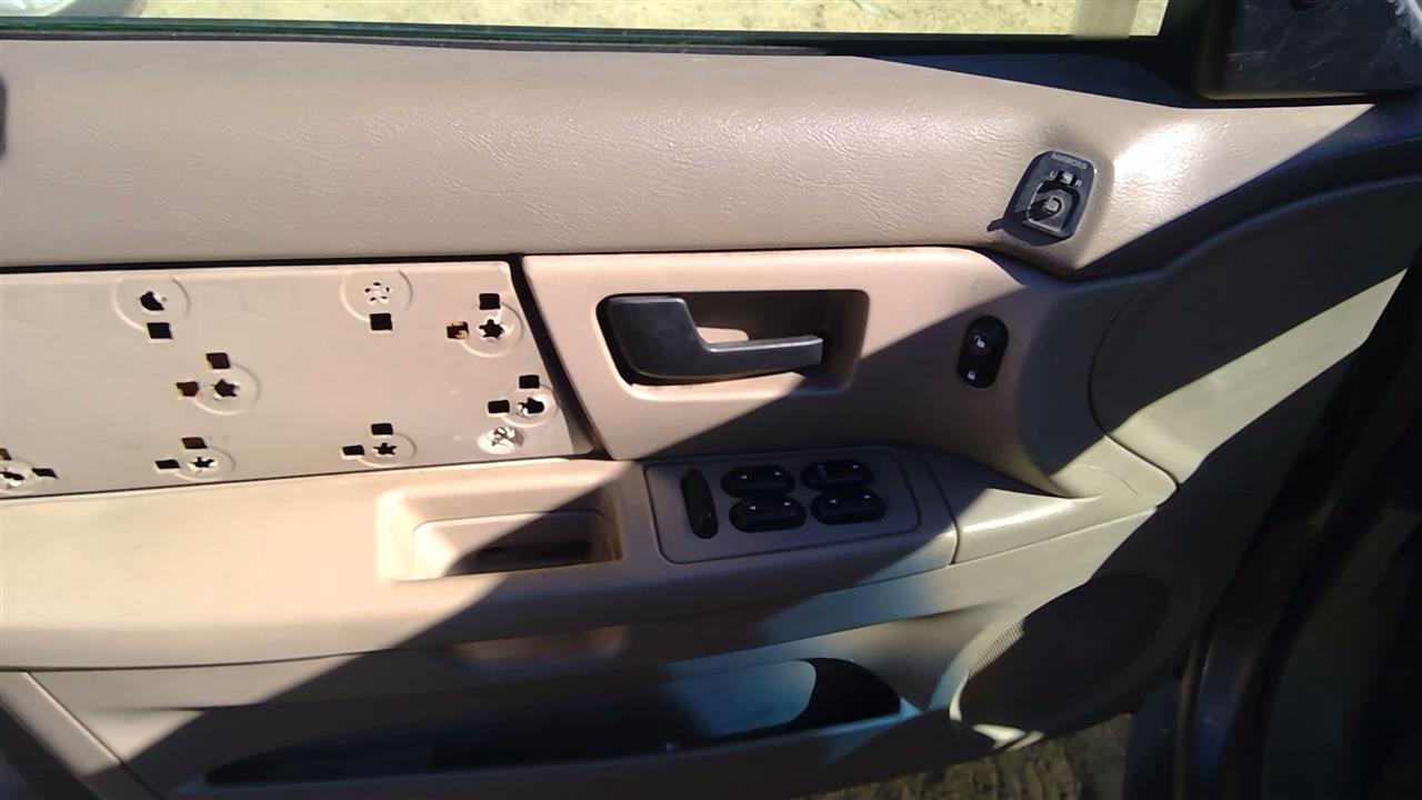 https://f005.backblazeb2.com/file/img-partshotlines-com/Inventory/SW52/Vehicle/20290_02.jpg