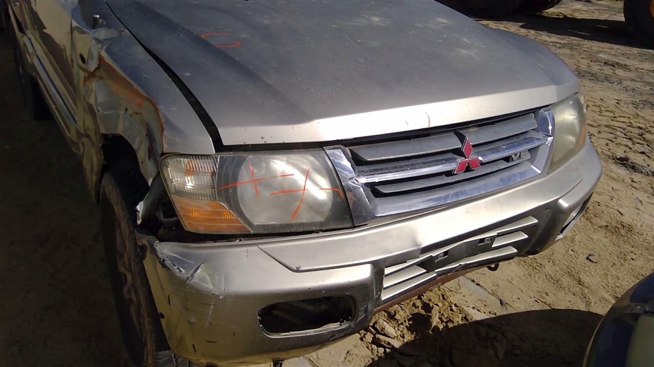 https://f005.backblazeb2.com/file/img-partshotlines-com/Inventory/SW52/Vehicle/20307_06.jpg