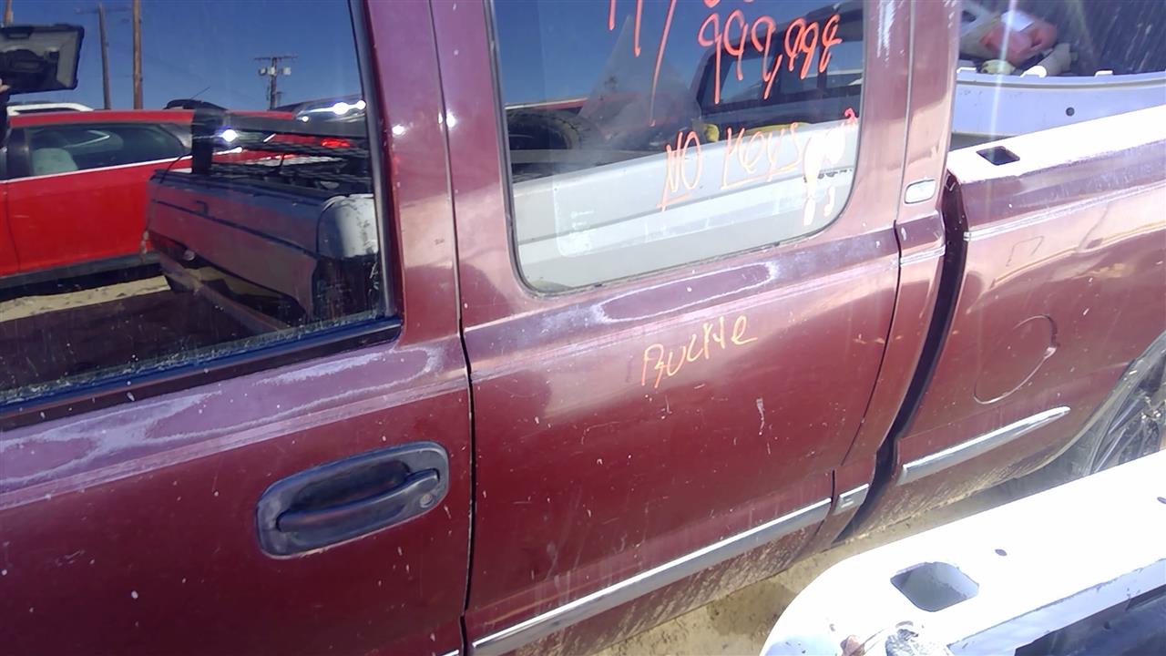 https://f005.backblazeb2.com/file/img-partshotlines-com/Inventory/SW52/Vehicle/20331_13.jpg
