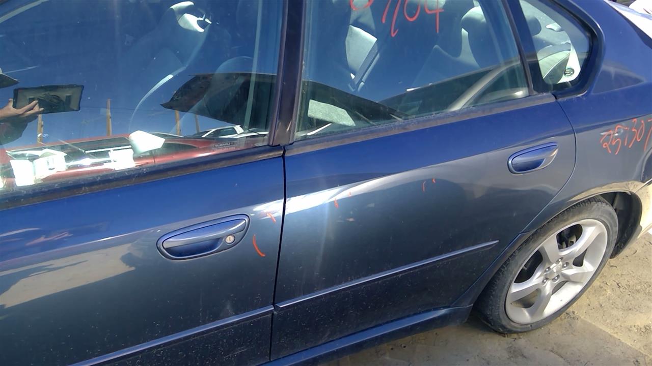 https://f005.backblazeb2.com/file/img-partshotlines-com/Inventory/SW52/Vehicle/20332_11.jpg