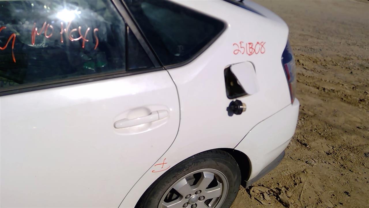 https://f005.backblazeb2.com/file/img-partshotlines-com/Inventory/SW52/Vehicle/20333_13.jpg
