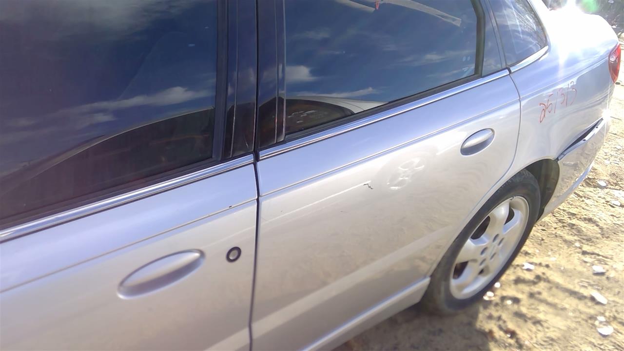 https://f005.backblazeb2.com/file/img-partshotlines-com/Inventory/SW52/Vehicle/20338_11.jpg