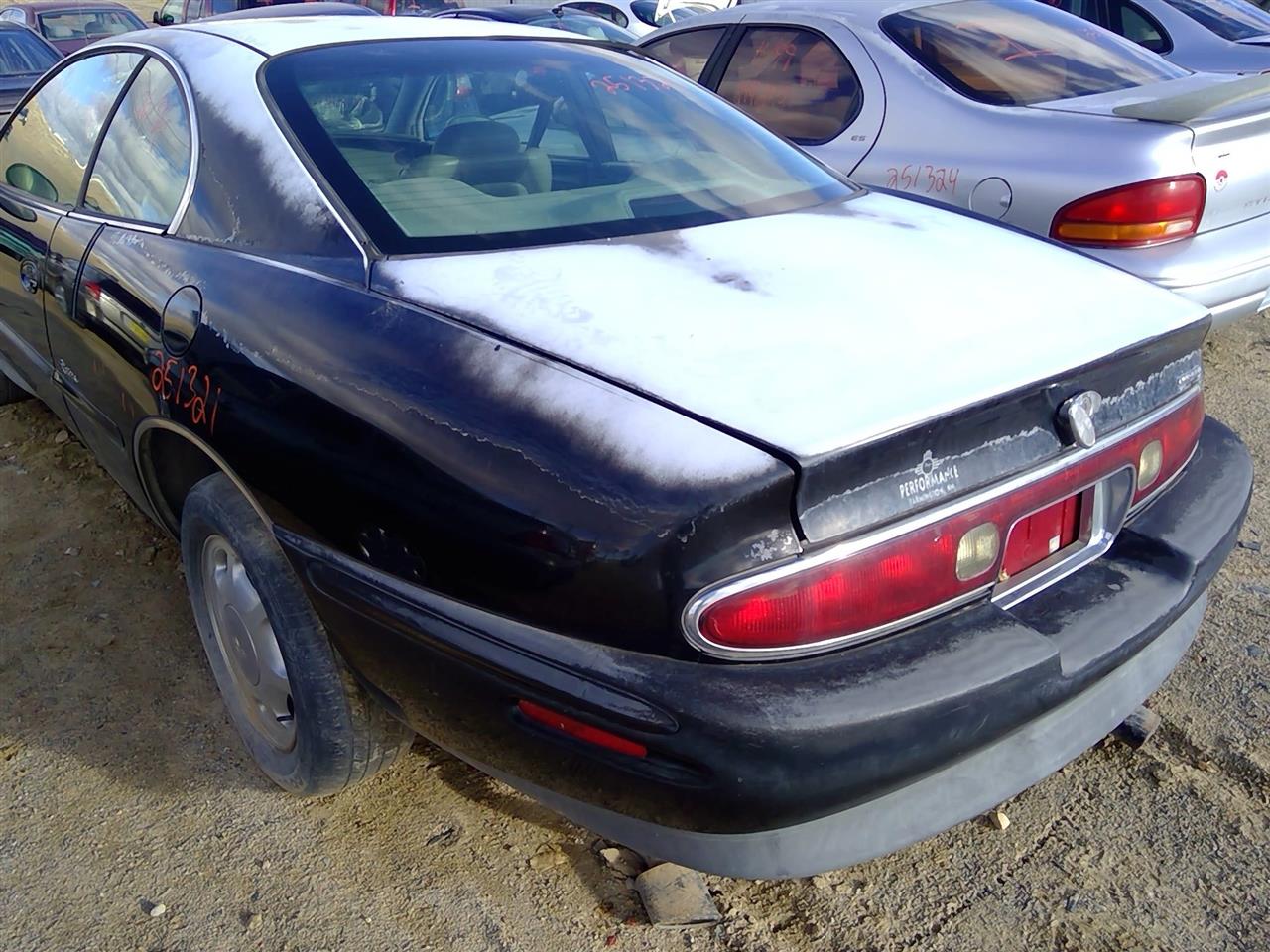 https://f005.backblazeb2.com/file/img-partshotlines-com/Inventory/SW52/Vehicle/20346_13.jpg