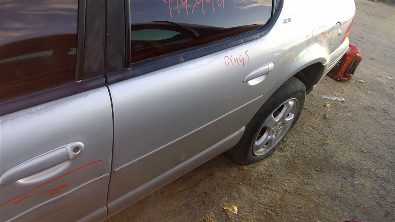 https://f005.backblazeb2.com/file/img-partshotlines-com/Inventory/SW52/Vehicle/20349_12.jpg
