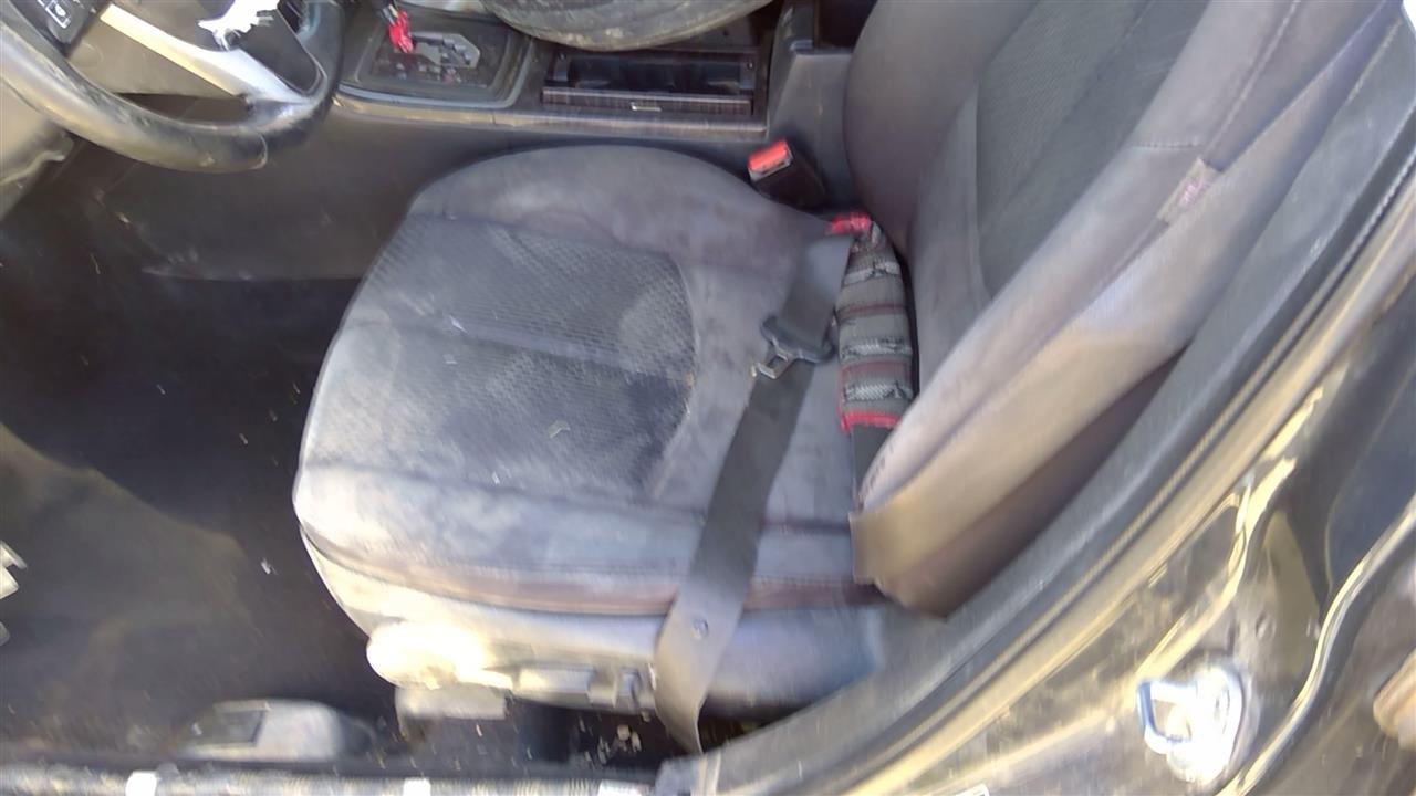 https://f005.backblazeb2.com/file/img-partshotlines-com/Inventory/SW52/Vehicle/20350_03.jpg
