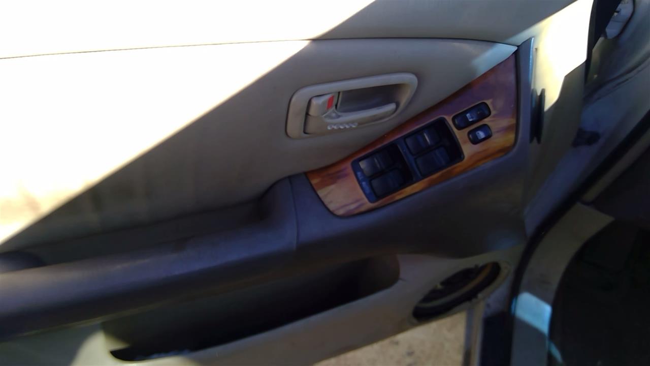 https://f005.backblazeb2.com/file/img-partshotlines-com/Inventory/SW52/Vehicle/20351_02.jpg