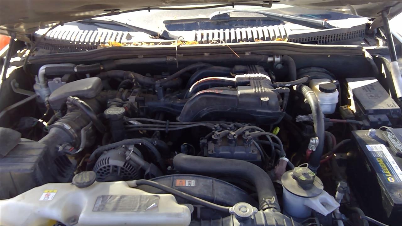 https://f005.backblazeb2.com/file/img-partshotlines-com/Inventory/SW52/Vehicle/20371_05.jpg