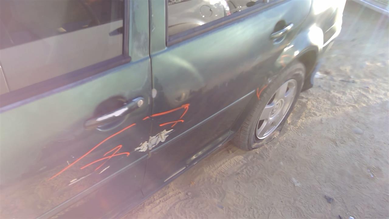 https://f005.backblazeb2.com/file/img-partshotlines-com/Inventory/SW52/Vehicle/20387_10.jpg