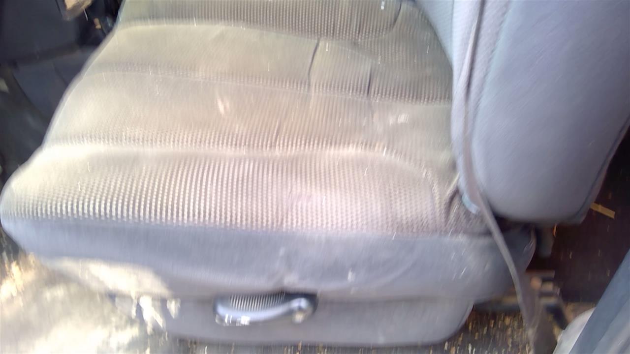 https://f005.backblazeb2.com/file/img-partshotlines-com/Inventory/SW52/Vehicle/20400_03.jpg
