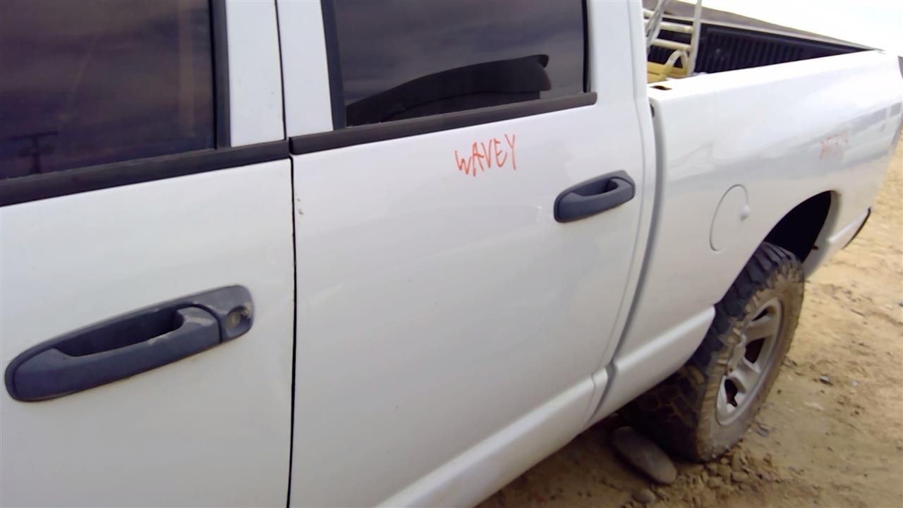 https://f005.backblazeb2.com/file/img-partshotlines-com/Inventory/SW52/Vehicle/20400_11.jpg