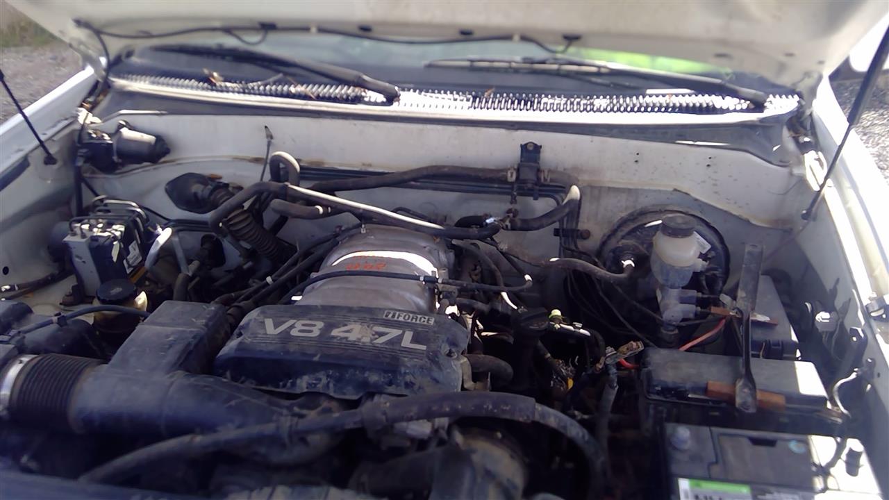 https://f005.backblazeb2.com/file/img-partshotlines-com/Inventory/SW52/Vehicle/20411_05.jpg