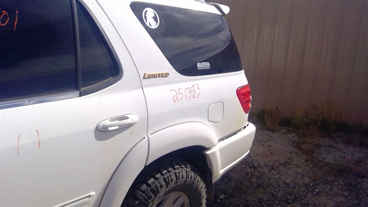 https://f005.backblazeb2.com/file/img-partshotlines-com/Inventory/SW52/Vehicle/20411_12.jpg