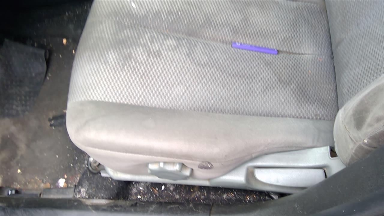 https://f005.backblazeb2.com/file/img-partshotlines-com/Inventory/SW52/Vehicle/20418_03.jpg