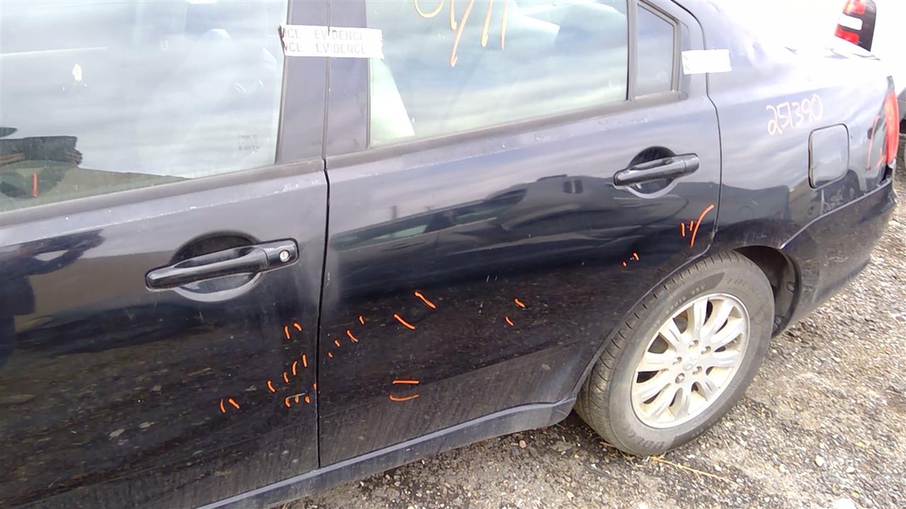 https://f005.backblazeb2.com/file/img-partshotlines-com/Inventory/SW52/Vehicle/20418_10.jpg