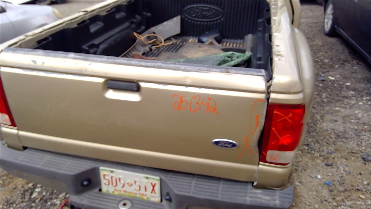 https://f005.backblazeb2.com/file/img-partshotlines-com/Inventory/SW52/Vehicle/20420_13.jpg
