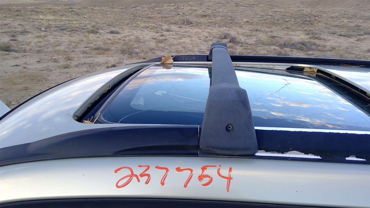 https://f005.backblazeb2.com/file/img-partshotlines-com/Inventory/SW52/Vehicle/20422_04.jpg