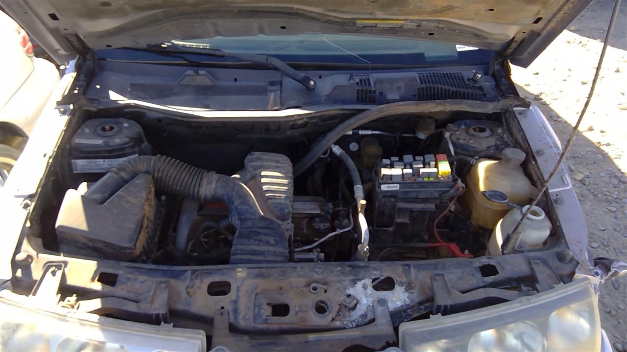 https://f005.backblazeb2.com/file/img-partshotlines-com/Inventory/SW52/Vehicle/20427_04.jpg