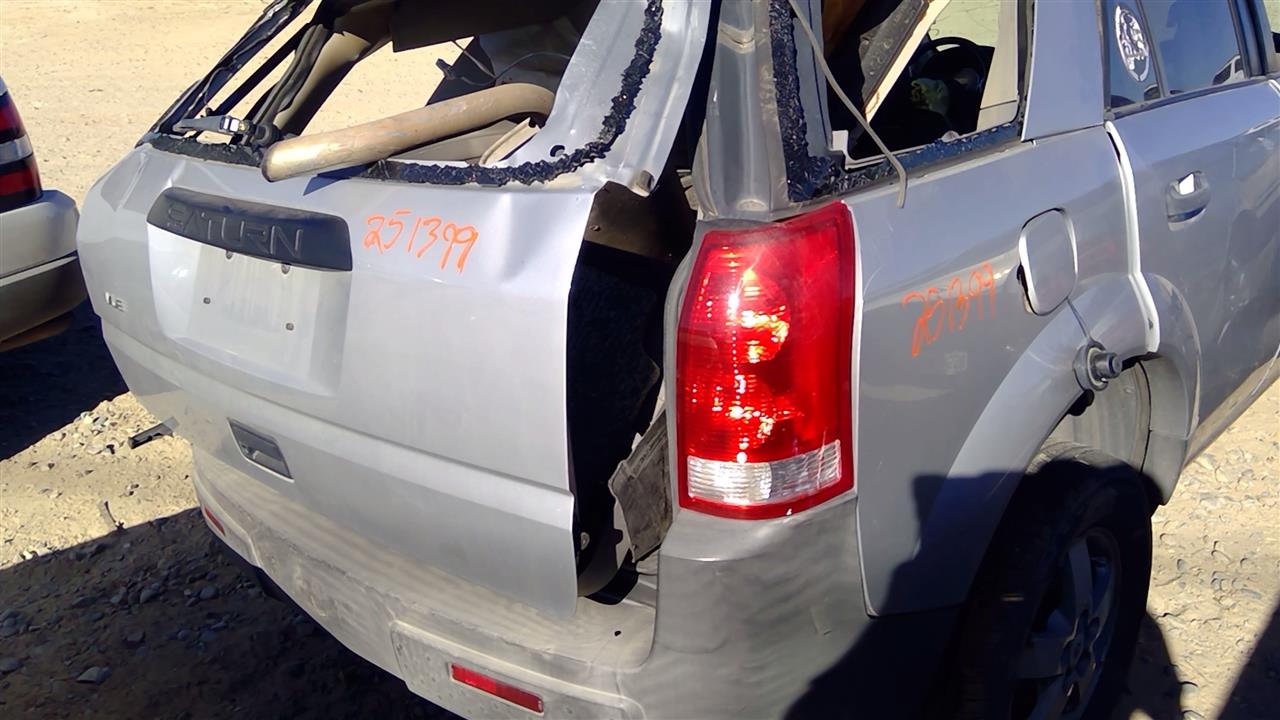 https://f005.backblazeb2.com/file/img-partshotlines-com/Inventory/SW52/Vehicle/20427_12.jpg