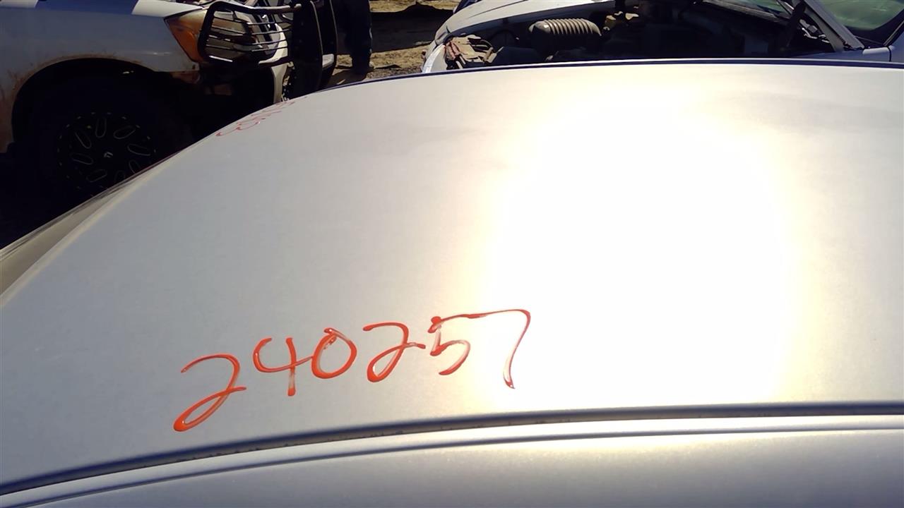 https://f005.backblazeb2.com/file/img-partshotlines-com/Inventory/SW52/Vehicle/20431_04.jpg