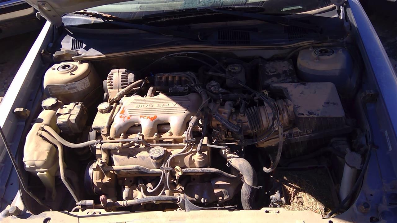 https://f005.backblazeb2.com/file/img-partshotlines-com/Inventory/SW52/Vehicle/20431_05.jpg