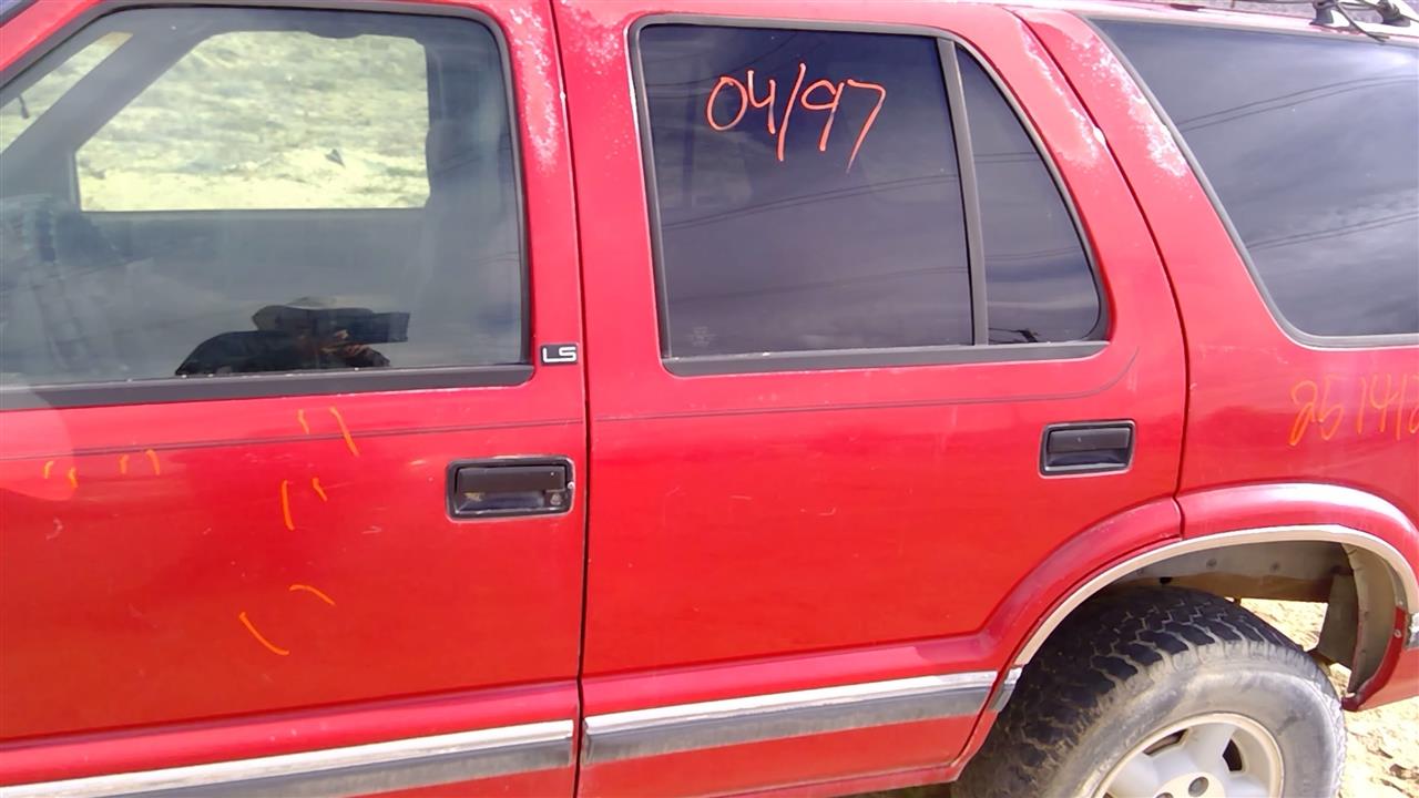 https://f005.backblazeb2.com/file/img-partshotlines-com/Inventory/SW52/Vehicle/20442_11.jpg