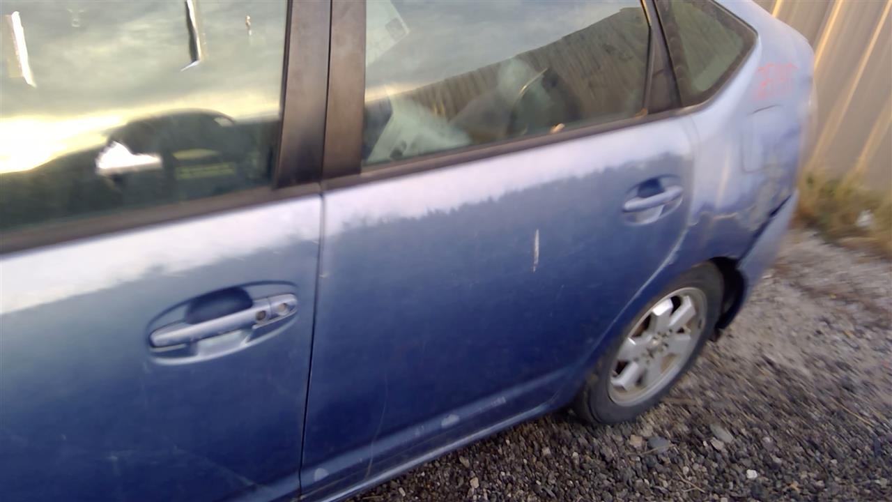 https://f005.backblazeb2.com/file/img-partshotlines-com/Inventory/SW52/Vehicle/20445_12.jpg