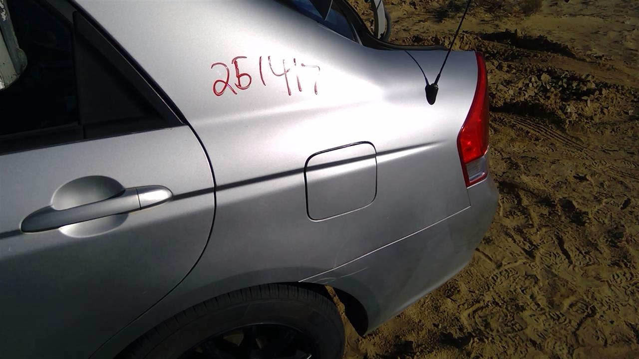 https://f005.backblazeb2.com/file/img-partshotlines-com/Inventory/SW52/Vehicle/20447_11.jpg