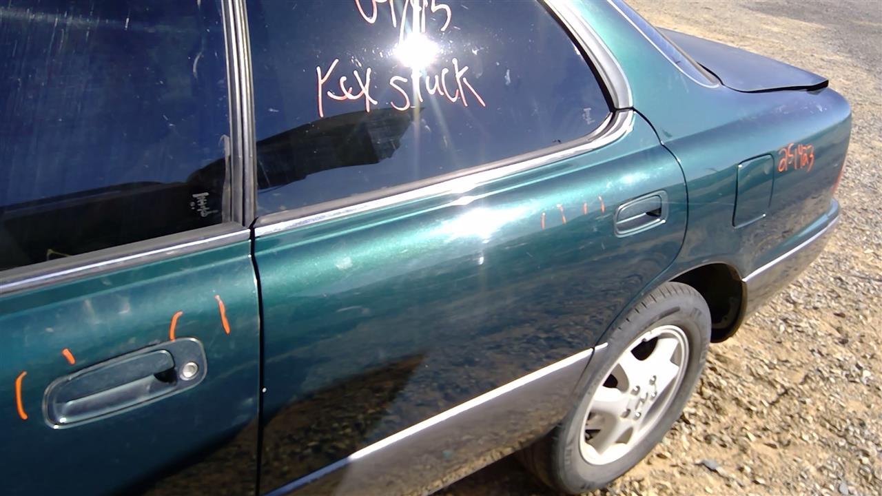 https://f005.backblazeb2.com/file/img-partshotlines-com/Inventory/SW52/Vehicle/20453_11.jpg
