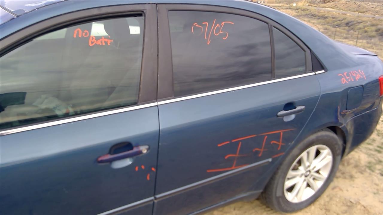 https://f005.backblazeb2.com/file/img-partshotlines-com/Inventory/SW52/Vehicle/20454_12.jpg