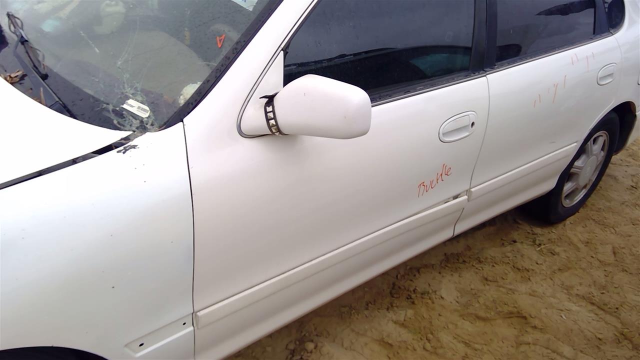 https://f005.backblazeb2.com/file/img-partshotlines-com/Inventory/SW52/Vehicle/20456_10.jpg
