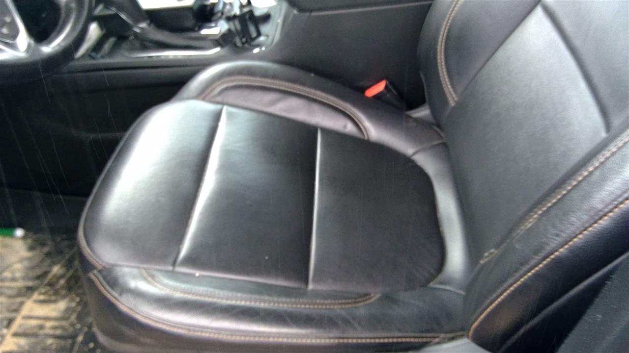 https://f005.backblazeb2.com/file/img-partshotlines-com/Inventory/SW52/Vehicle/20468_04.jpg