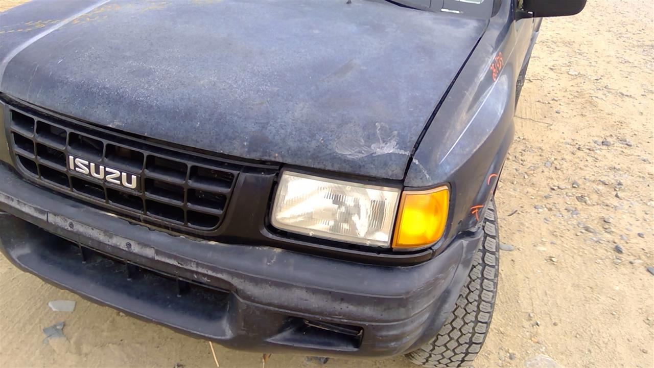 https://f005.backblazeb2.com/file/img-partshotlines-com/Inventory/SW52/Vehicle/20469_08.jpg
