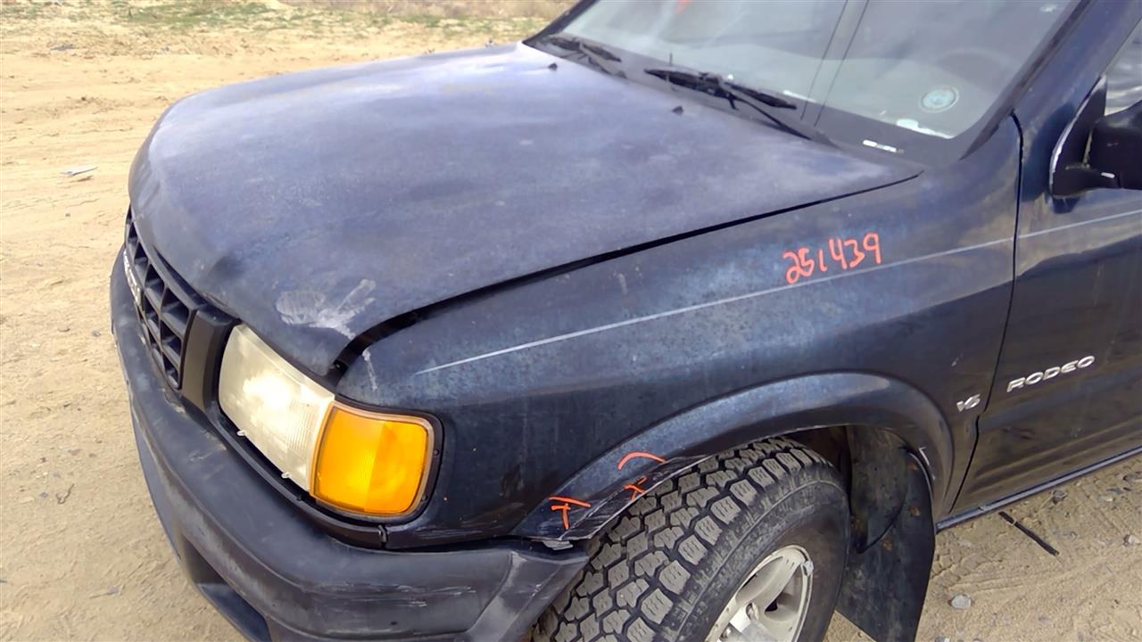 https://f005.backblazeb2.com/file/img-partshotlines-com/Inventory/SW52/Vehicle/20469_09.jpg