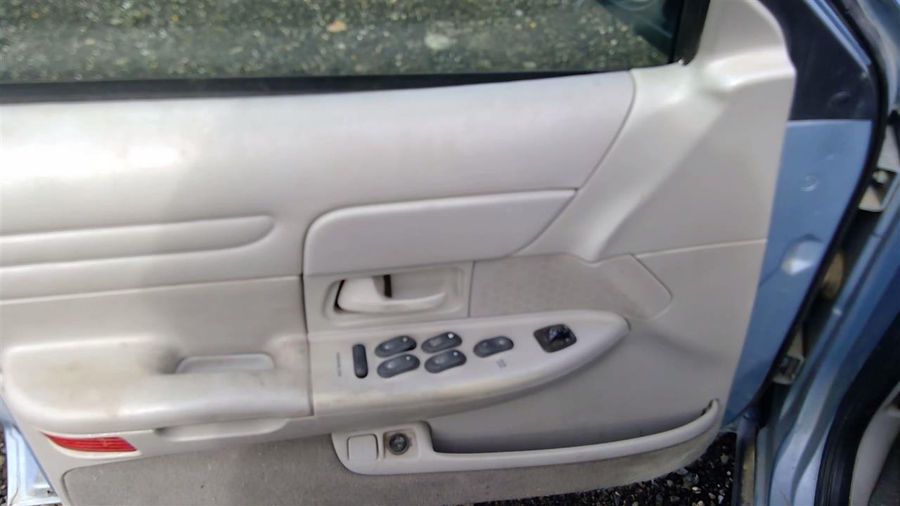 https://f005.backblazeb2.com/file/img-partshotlines-com/Inventory/SW52/Vehicle/20470_02.jpg