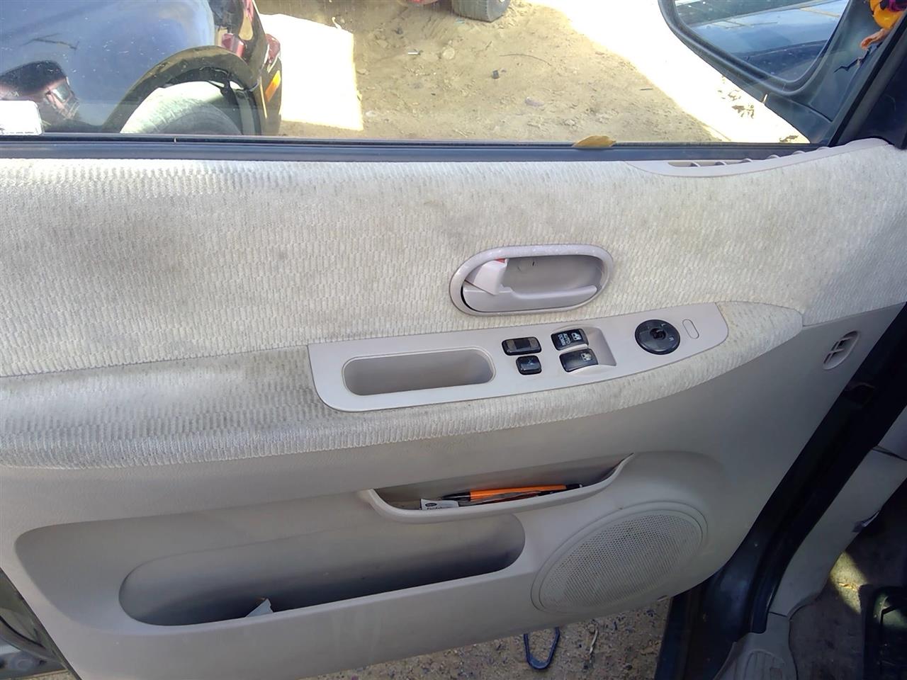 https://f005.backblazeb2.com/file/img-partshotlines-com/Inventory/SW52/Vehicle/20471_02.jpg