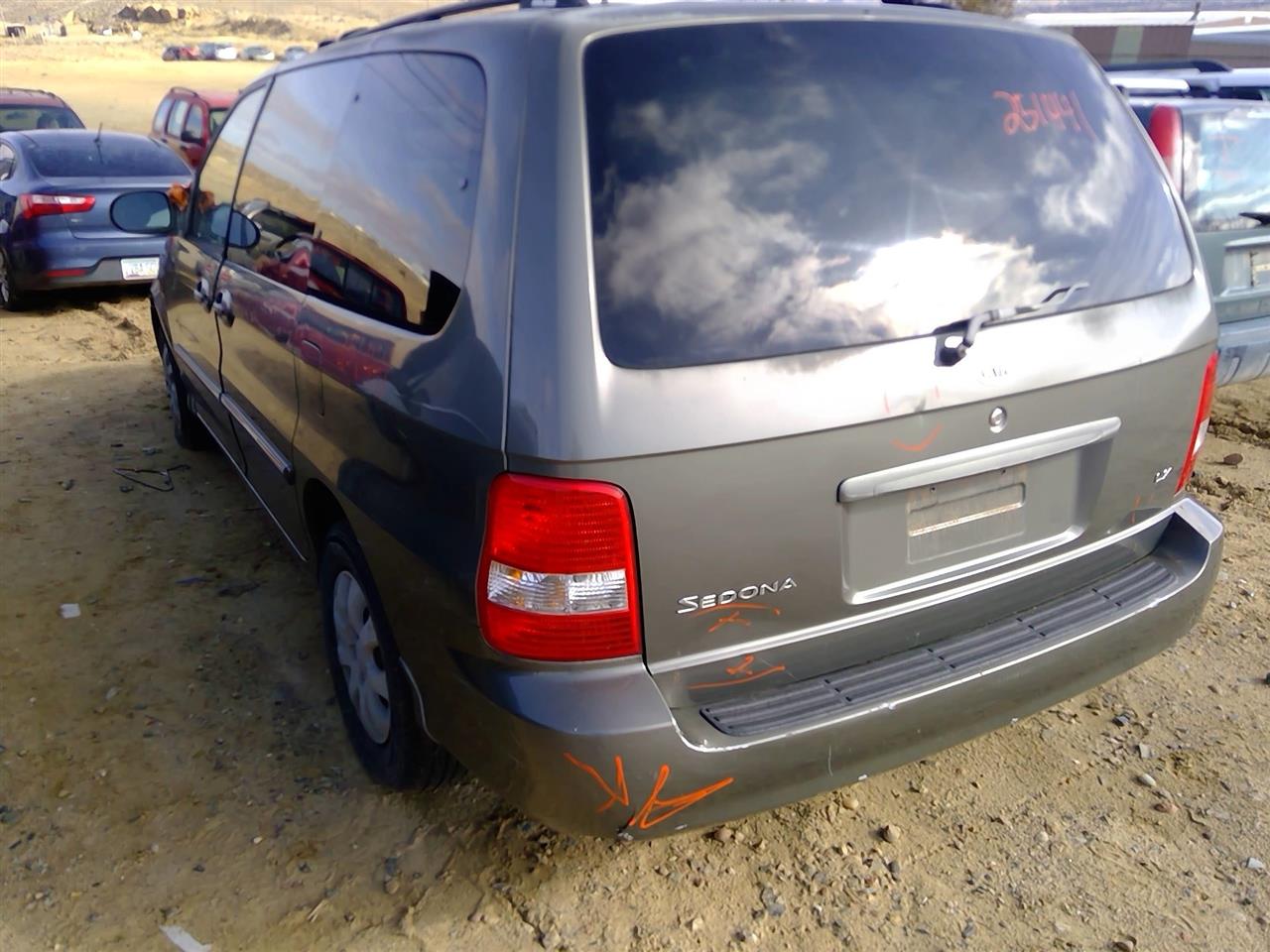 https://f005.backblazeb2.com/file/img-partshotlines-com/Inventory/SW52/Vehicle/20471_13.jpg