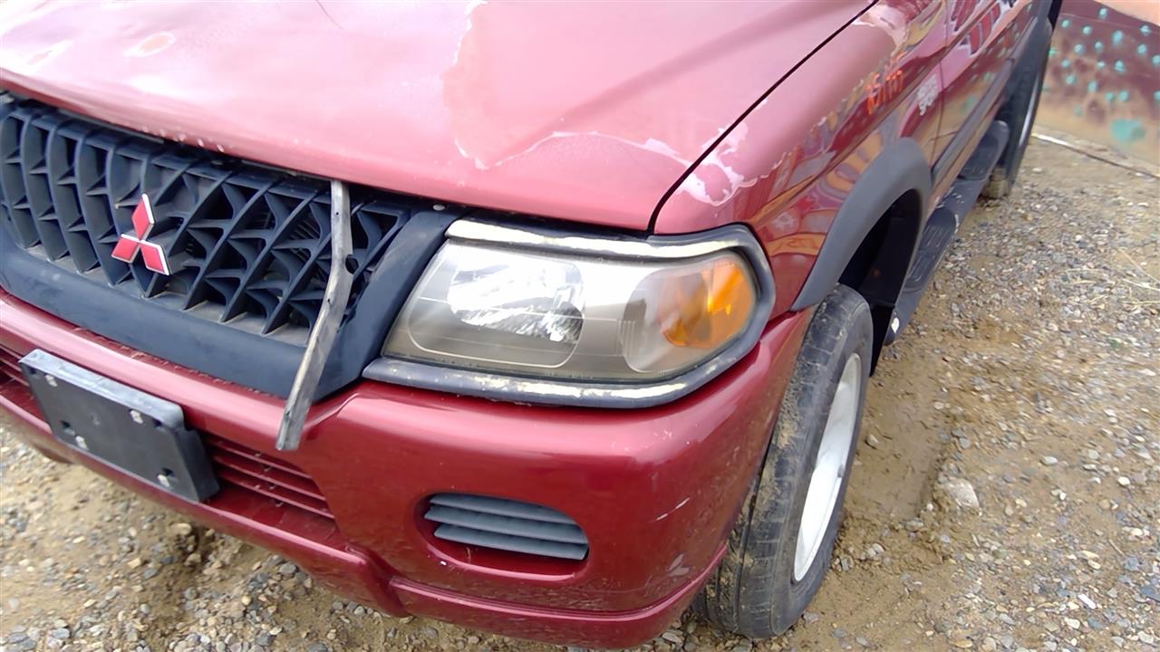 https://f005.backblazeb2.com/file/img-partshotlines-com/Inventory/SW52/Vehicle/20476_09.jpg