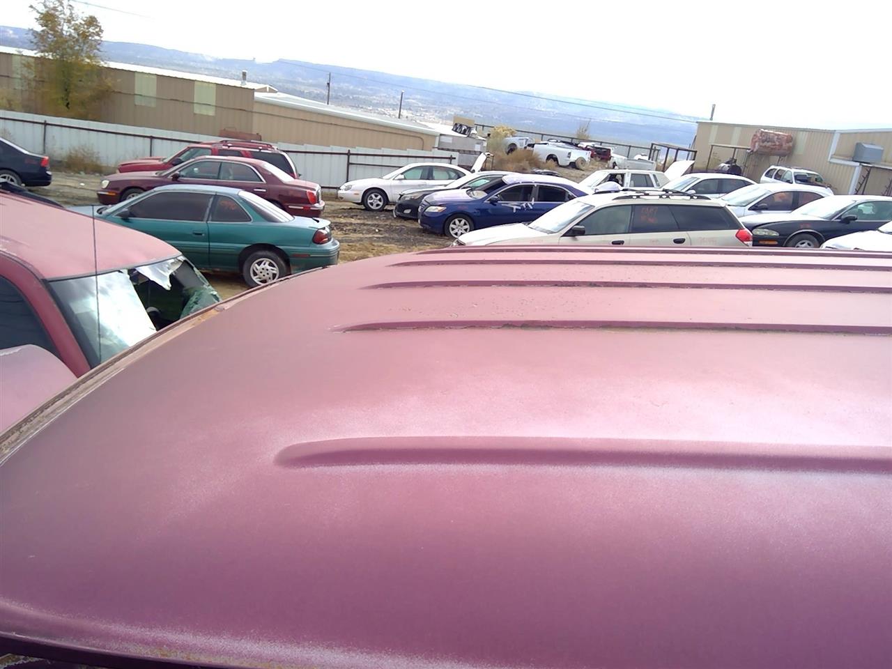 https://f005.backblazeb2.com/file/img-partshotlines-com/Inventory/SW52/Vehicle/20477_04.jpg