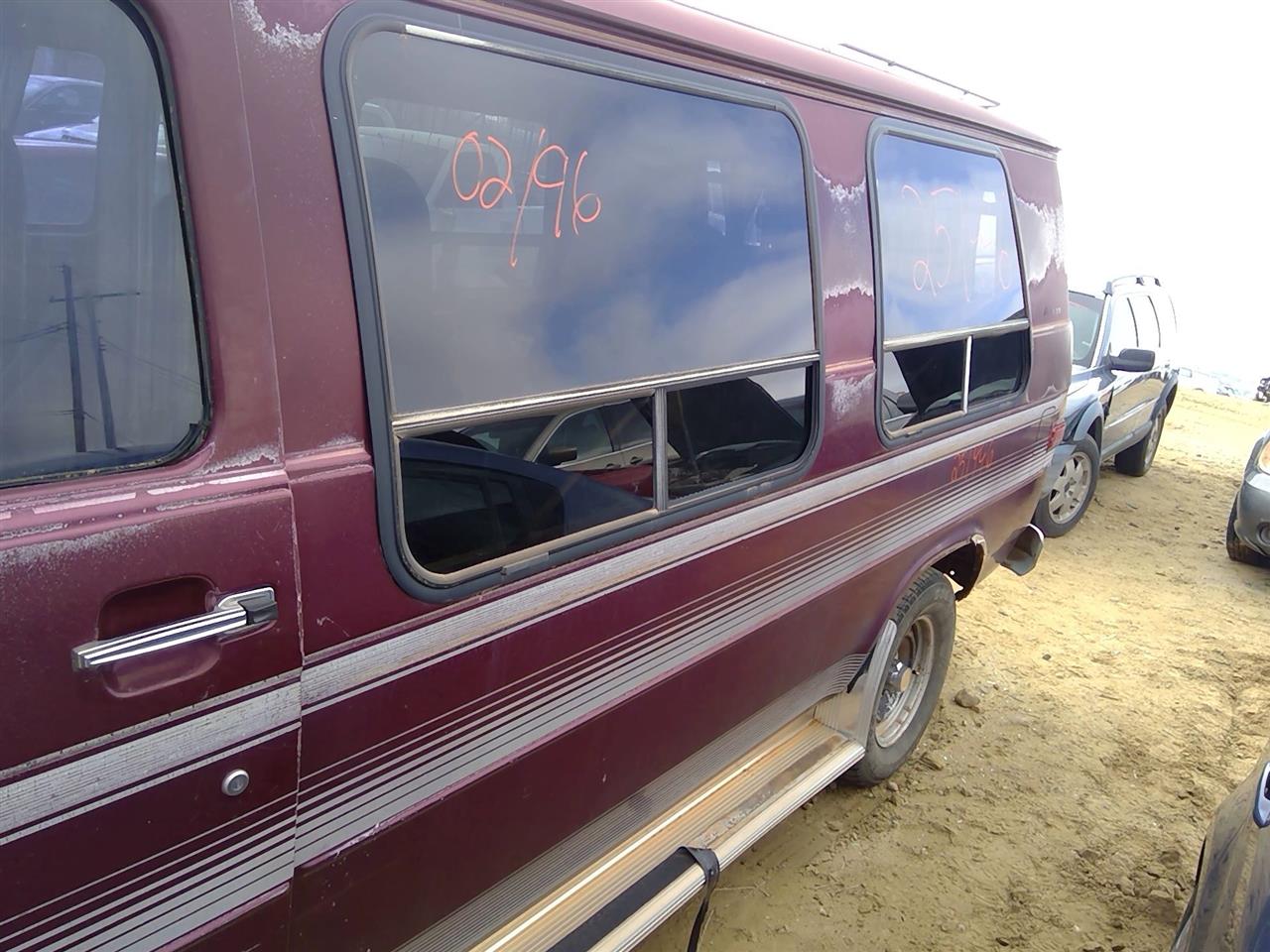 https://f005.backblazeb2.com/file/img-partshotlines-com/Inventory/SW52/Vehicle/20477_10.jpg