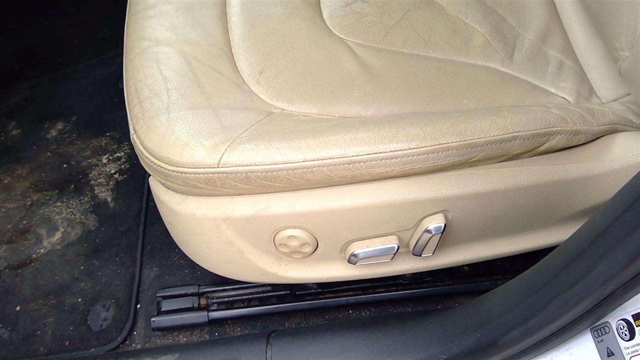 https://f005.backblazeb2.com/file/img-partshotlines-com/Inventory/SW52/Vehicle/20478_03.jpg