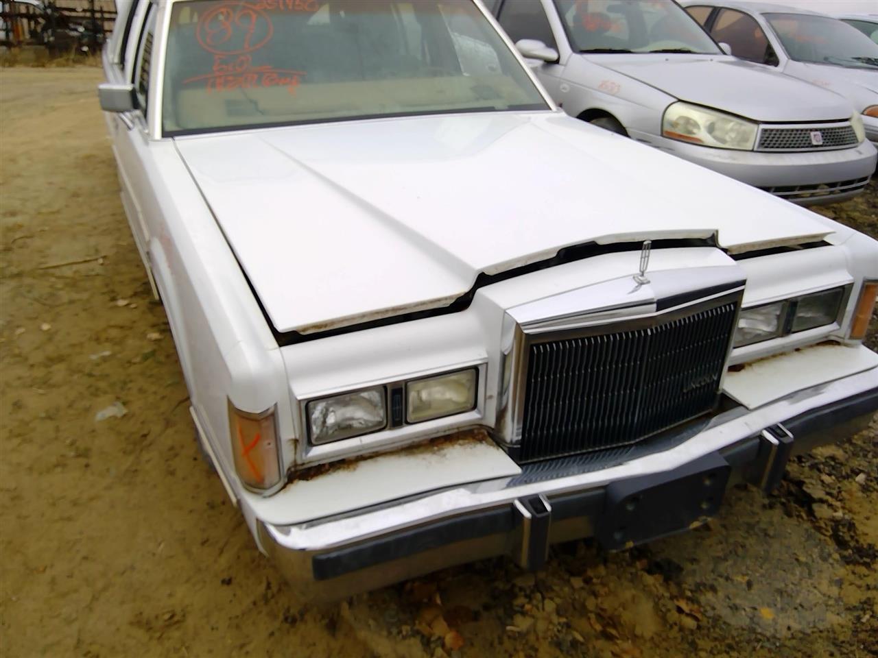 https://f005.backblazeb2.com/file/img-partshotlines-com/Inventory/SW52/Vehicle/20482_06.jpg