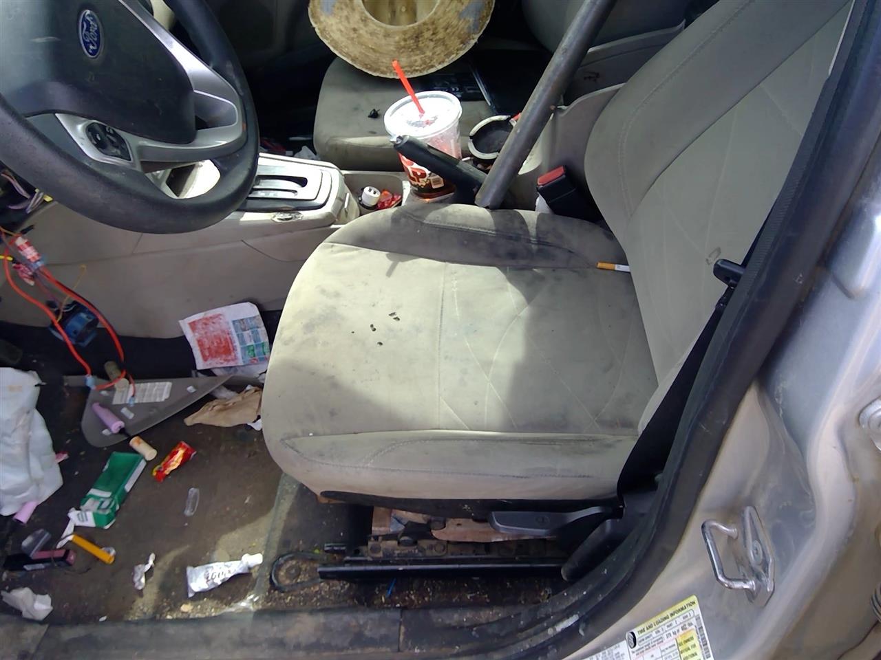 https://f005.backblazeb2.com/file/img-partshotlines-com/Inventory/SW52/Vehicle/20483_03.jpg