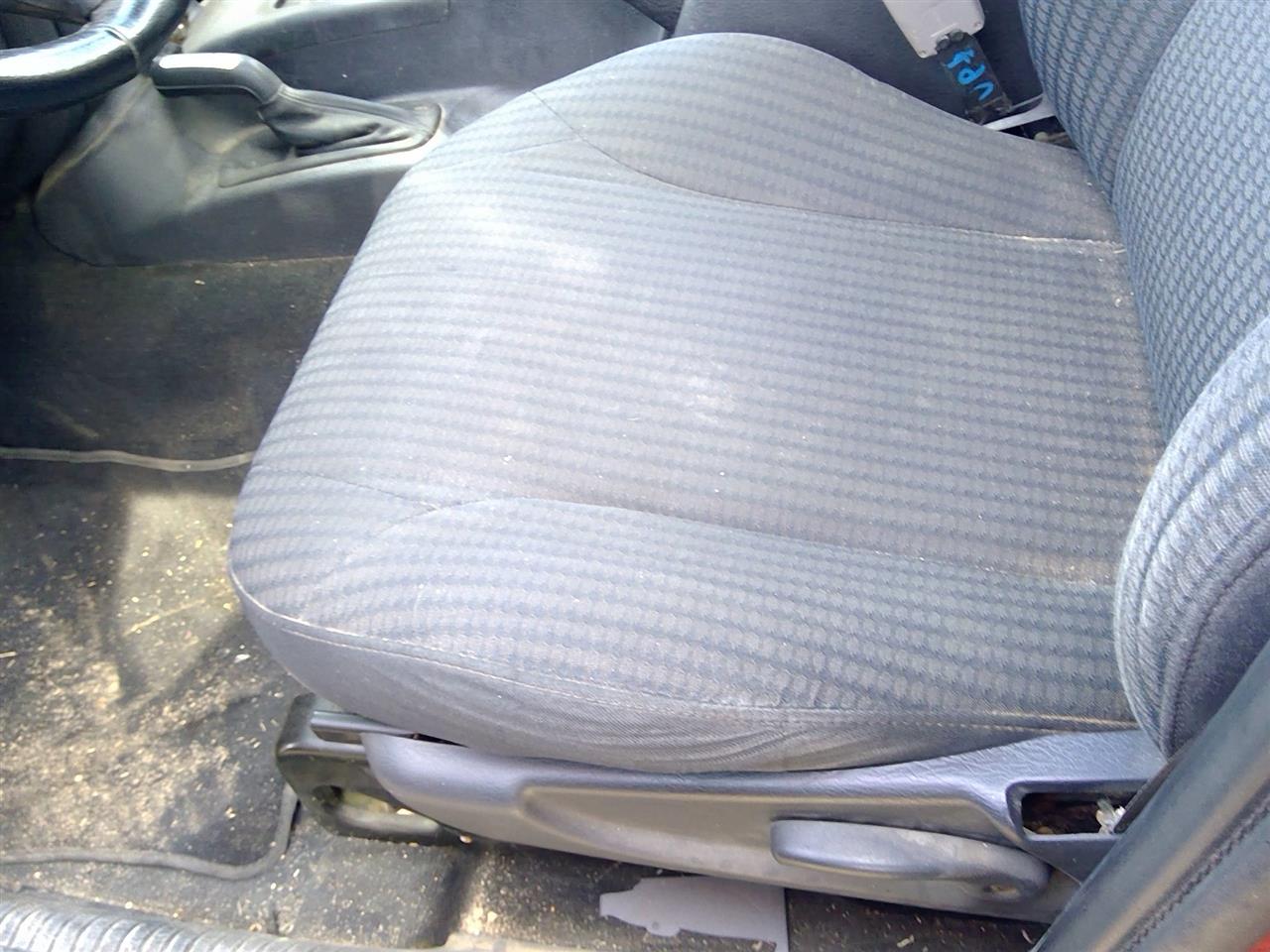 https://f005.backblazeb2.com/file/img-partshotlines-com/Inventory/SW52/Vehicle/20486_03.jpg