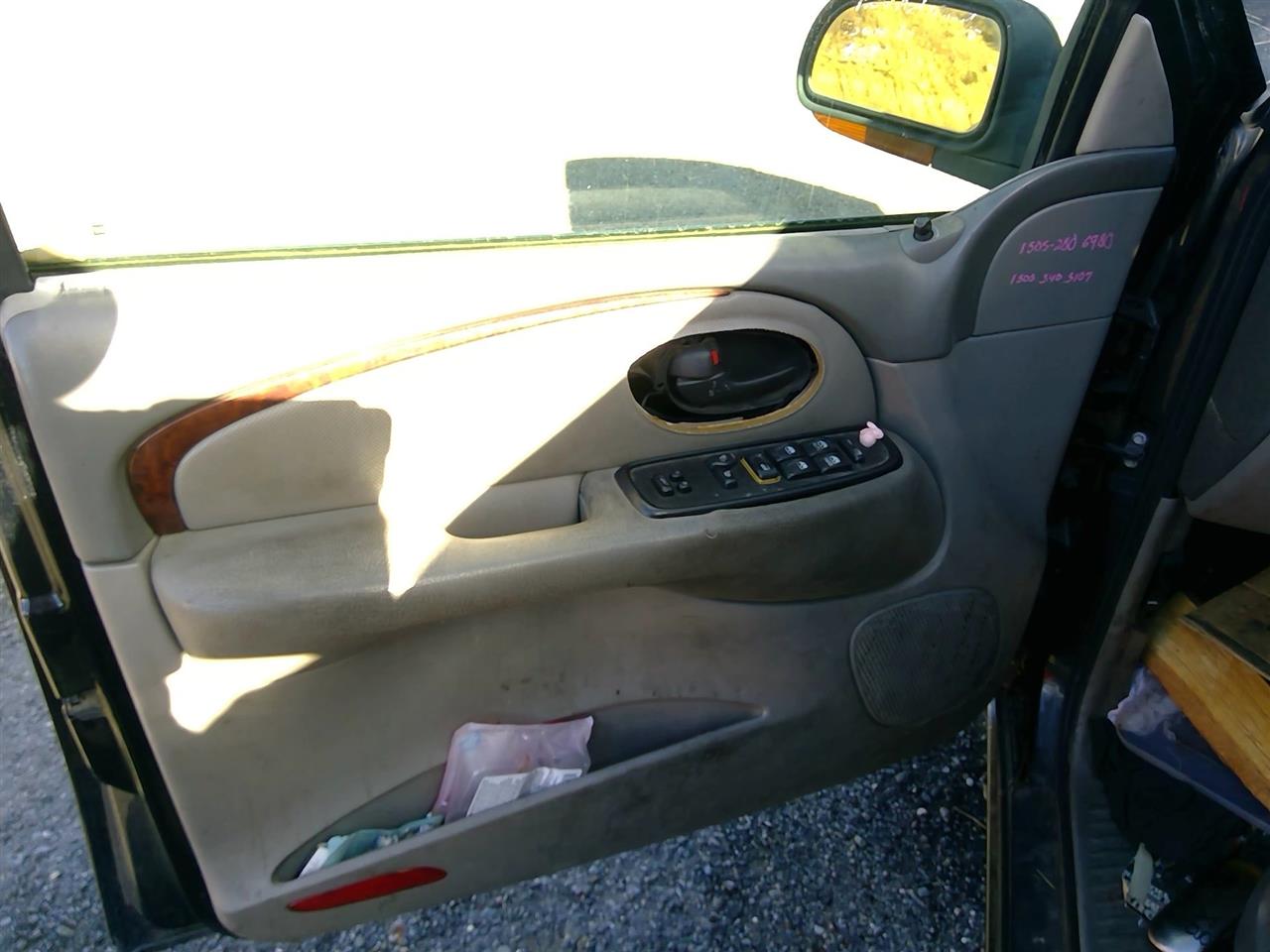 https://f005.backblazeb2.com/file/img-partshotlines-com/Inventory/SW52/Vehicle/20515_02.jpg