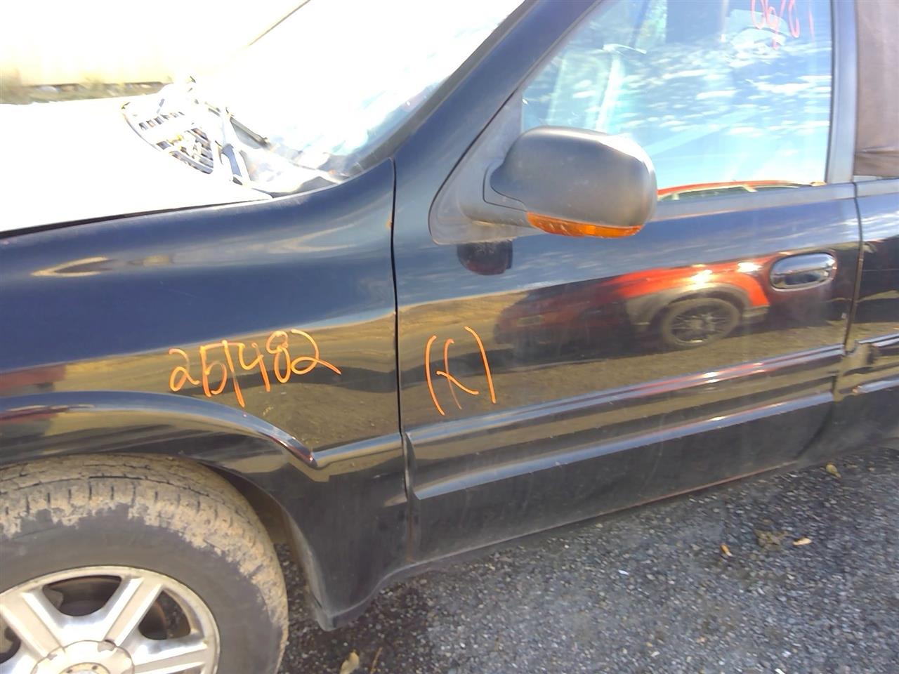 https://f005.backblazeb2.com/file/img-partshotlines-com/Inventory/SW52/Vehicle/20515_09.jpg